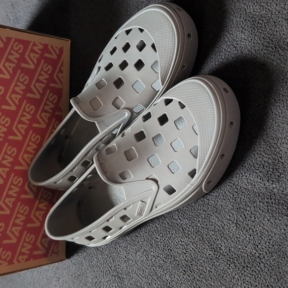 Vans Slip-On Trek - Picture 2 of 6